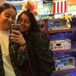 Meet your Posher, Janet